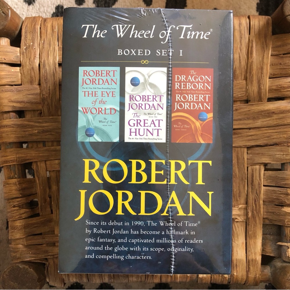 NIB Robert Jordan’s “The Wheel of Time” boxed set 1